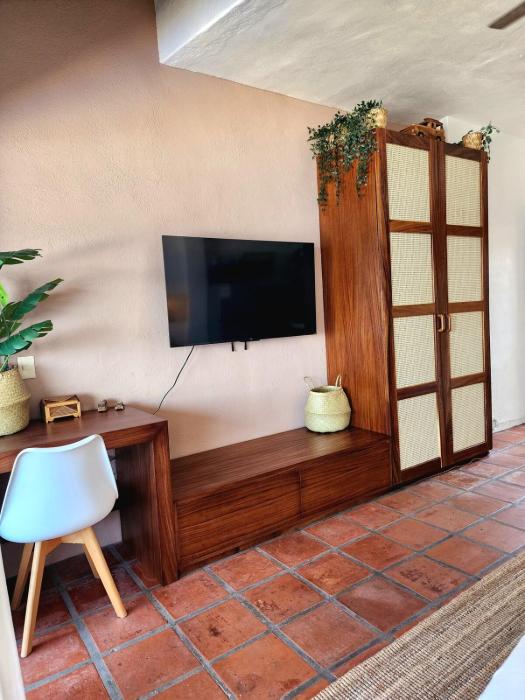 Beachfront coziness at barracuda at playa camarones