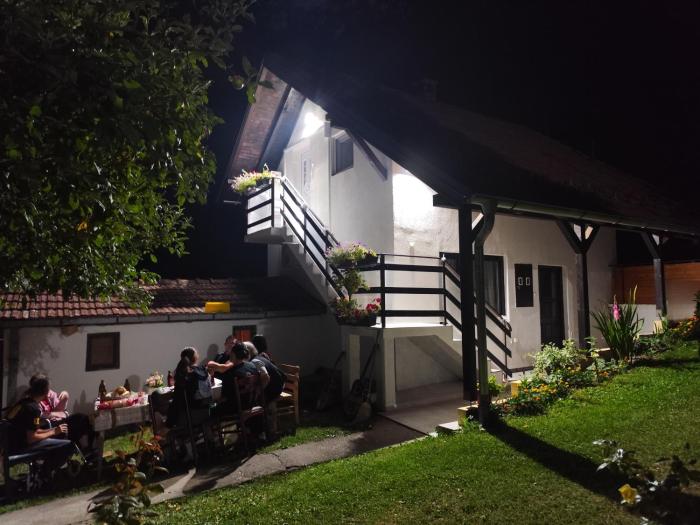 Apartmani KOSMOS