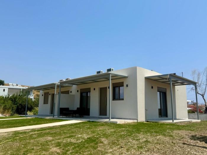Elena Luxury Suites