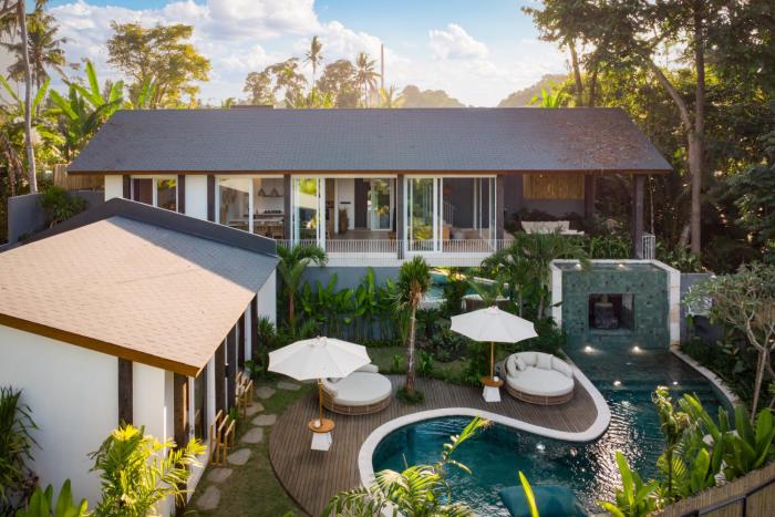 Villa Flore by BaliSuperHost