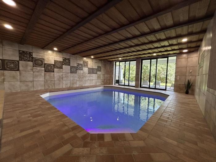 Ferienhaus mit Pool, Sauna und Weitblick am Nürburgring