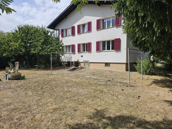 Large and comfortable house with Garden