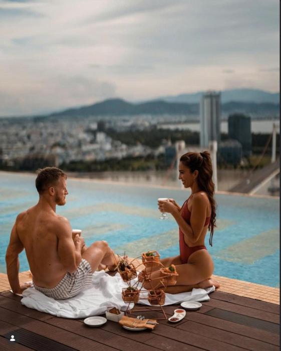 Da Nang Golden Bay Infinity Pool