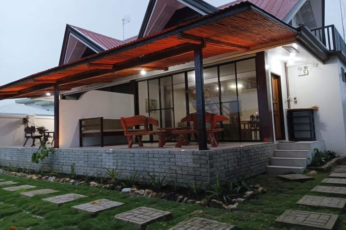 Angelitos Beach House Siargao near Beach