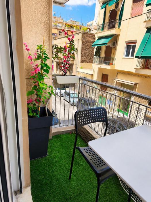 Luxury apartment 3 rooms near metro