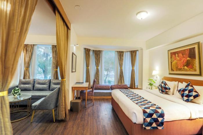 Dee Marks Airport Hotel & Resorts