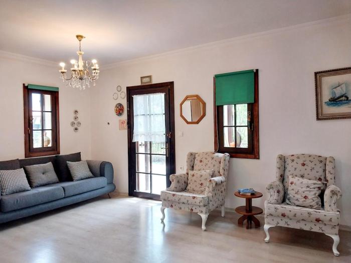 Ovacık Detached Villa in a Big Garden