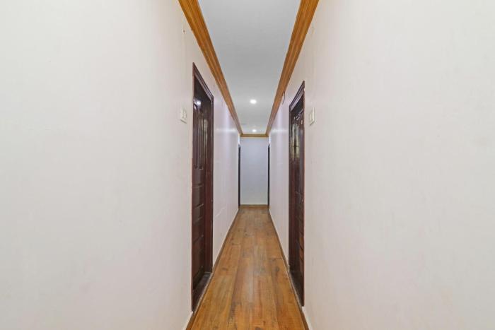 Hotel O V Guest Inn