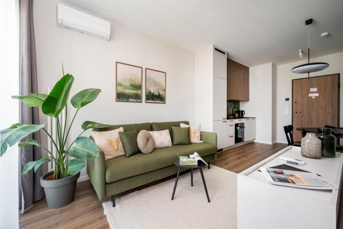 Wola Redutowa Superior Apartment by BookingHost