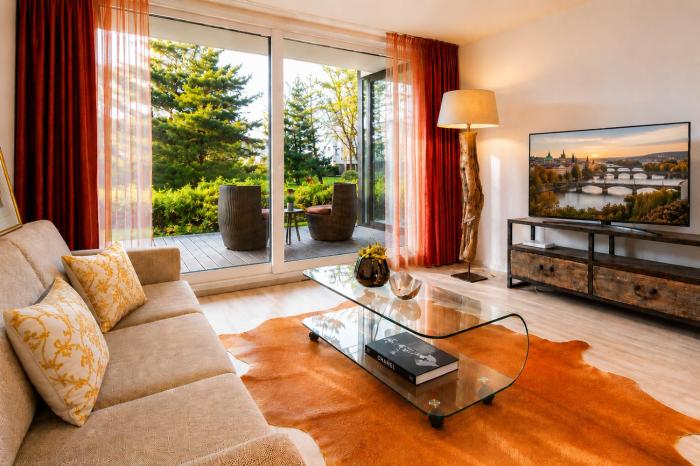 Garden Oasis Apartment