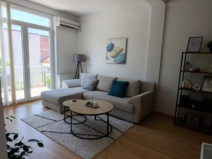 Golden Moon Oasis Scandi Design and Vodno Views