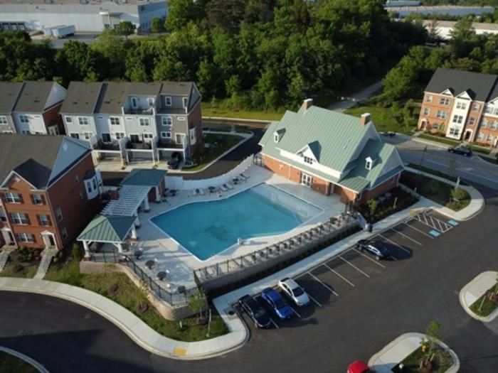 Desirable Elkridge TH Community! Central + Pool