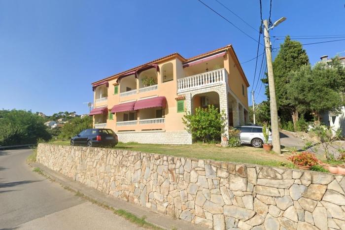 Apartments by the sea Banjol, Rab - 25000