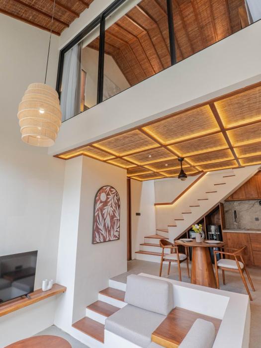 Svargi Villa Uluwatu minutes to beach unit 1