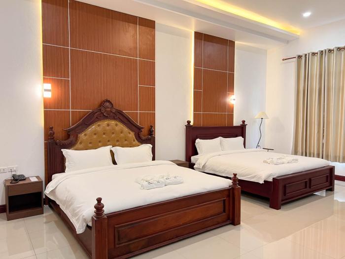 Wood Castle Hotel Vientiane
