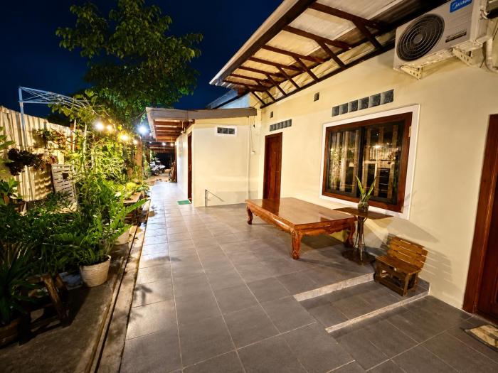 The Family Home Banlung & Trekking