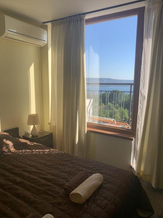 Galata View Apartment Sea Views & Free Parking