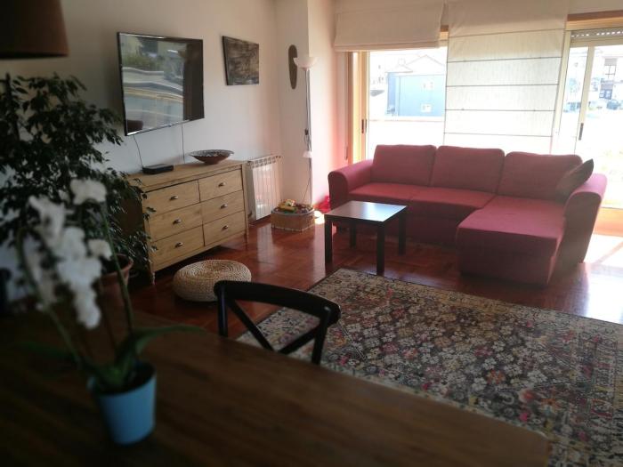 Big and luminous 4-room apartment