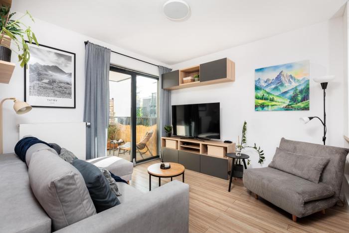 1-Bedroom Comfort Apartment - Free Parking - by Upstairs