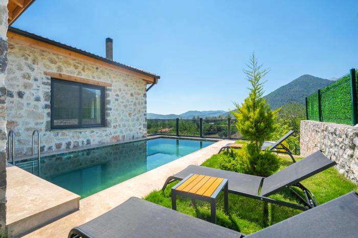 Katrancı Villaları