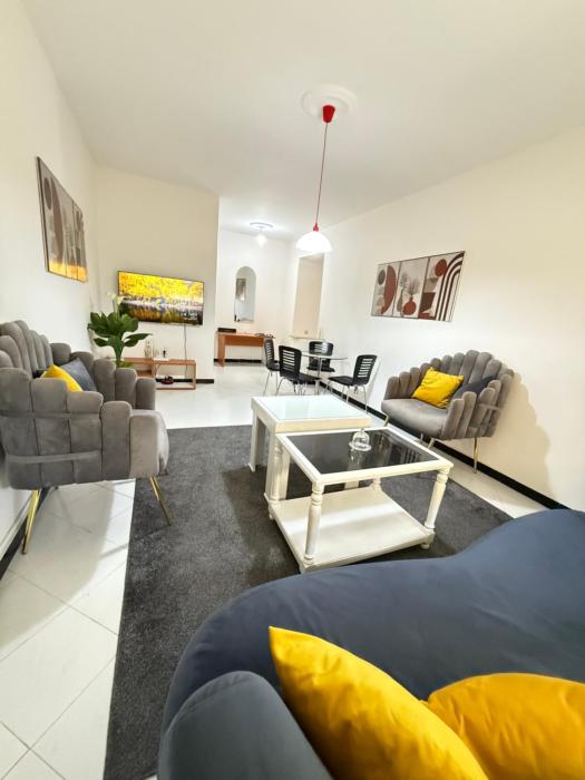MaDiq Beach Apartment
