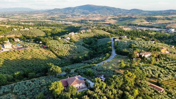Locazione Turistica Spaccarotella Vista su Gualdo Cattaneo