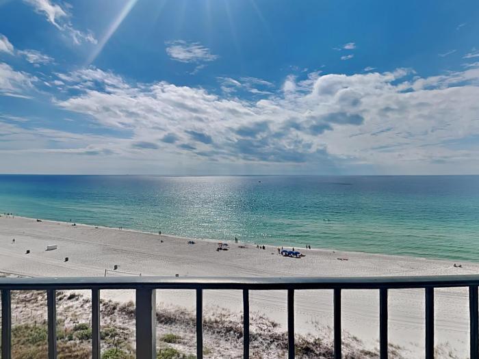 Edgewater Tower II 809