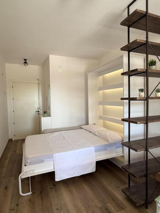 Modern Suite with Terrace within walking distance of the Sea