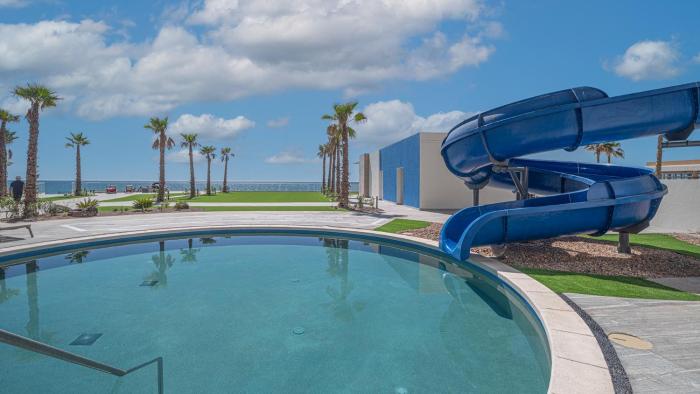 Stunning 2 Bedroom High Floor Retreat at Encantame Soleil!