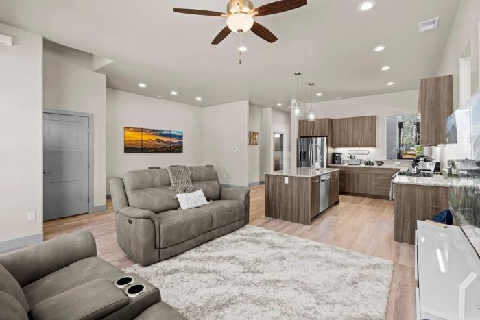 3 King Beds | 3 Baths | 2-Car Garage