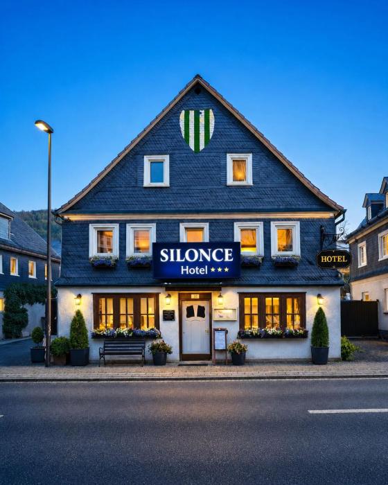 Hotel 24 Silonce Gruppe stilvolles Hotel im Kreis Olpe Parkplatz & Qualität