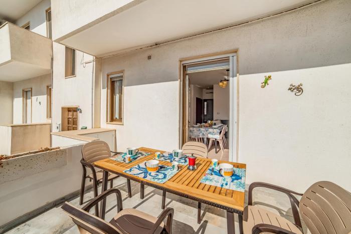 La Casa Del Lido 1 in Ugento with Balcony - Happy Rentals