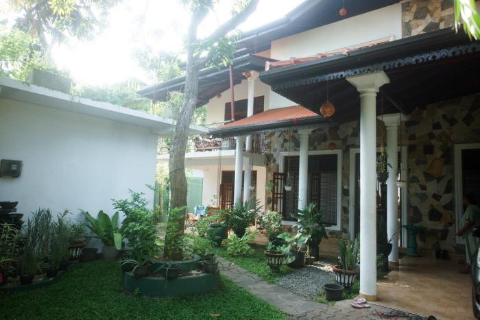 Lake Villa