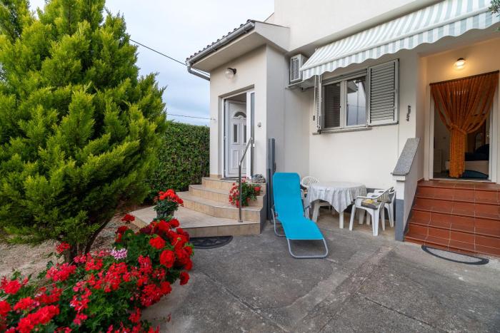 Apartments Pere