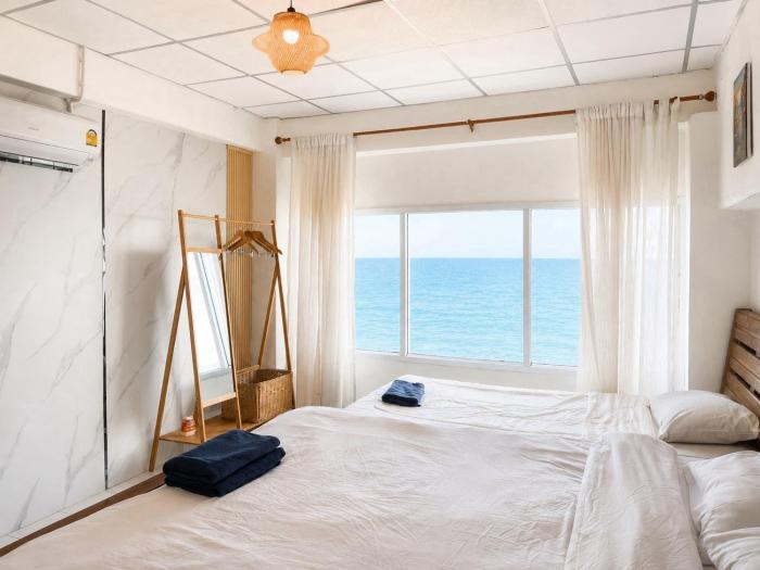 Gao Check in Phala Beach Front