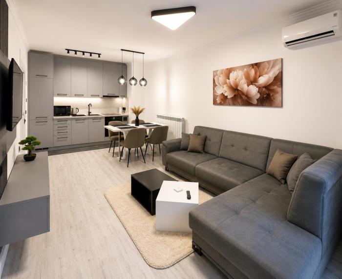 Bright & Stylish 1-Bedroom Apartment