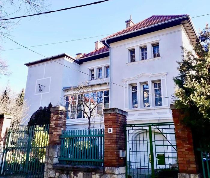 Orgona utca Apartment