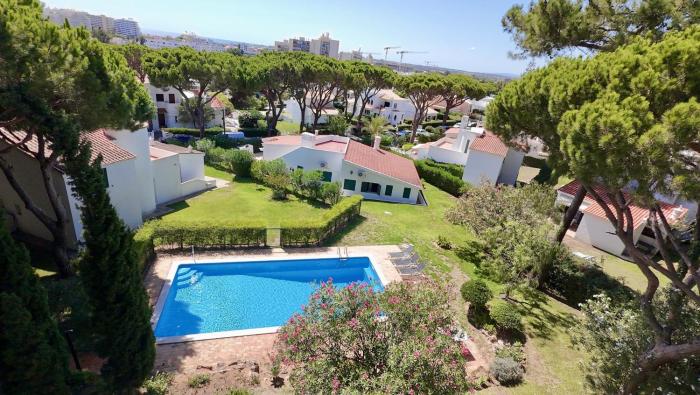 Vilamoura Vintage Villa With Pool by Homing