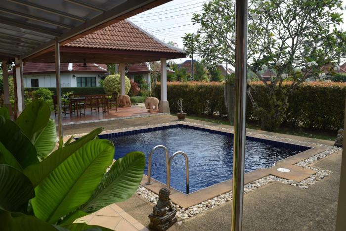 Private Pool Villa - 3BR Multi-Family in Mae Phim - Sleeps 8