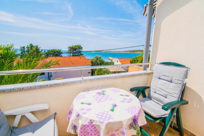 Apartments Inka & Ana by the sea
