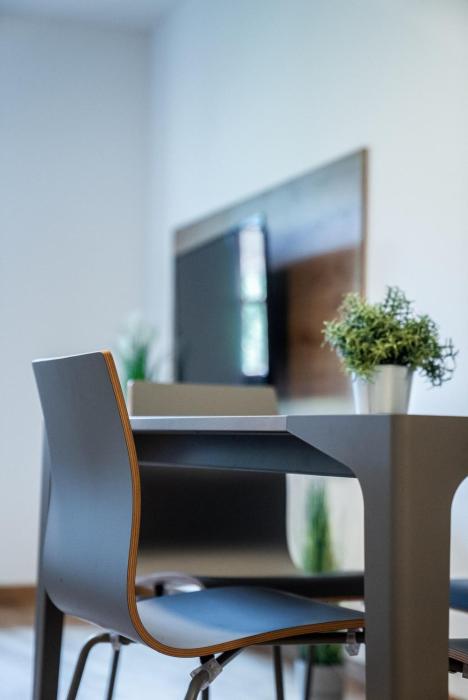 Apartment Central Living 2