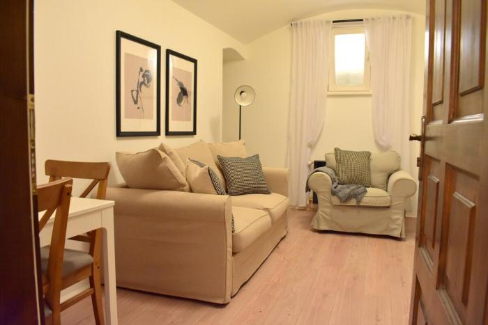 Central home in trendy area