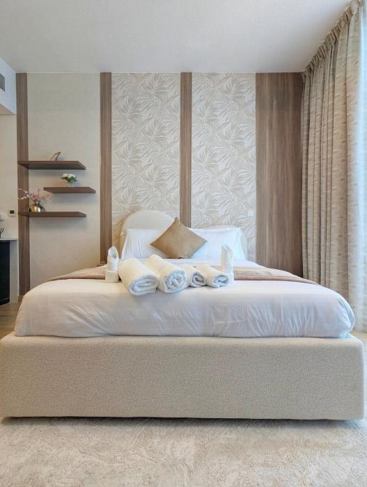 Modern Fully Furnished Apartment in Regina Tower JVC - Easy Access to JBR, Circle Mall & Dubai Hills Mall