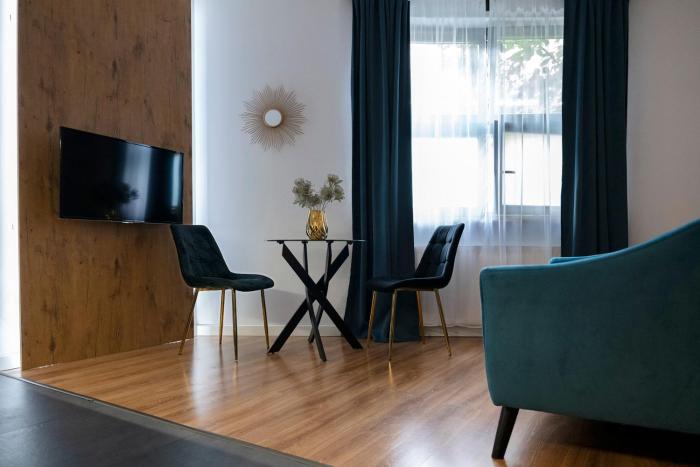 Apartment in the Old Town between the Main Square and Kazimierz, 300 meters from the Krakow Airport train