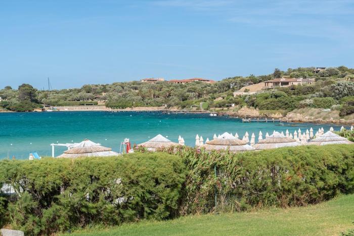 Apt con Piscina Mare e Giochi a Porto Rotondo