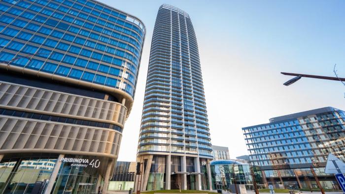 Euroveatower Brand New Apartment
