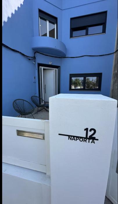 Na Porta 12 Buarcos Casa em frente à praia
