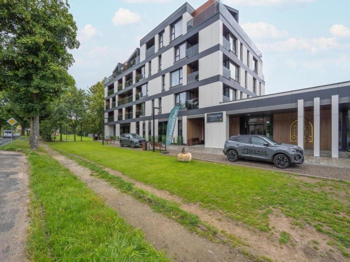 Holiday studio with balcony, indoor pool, sauna