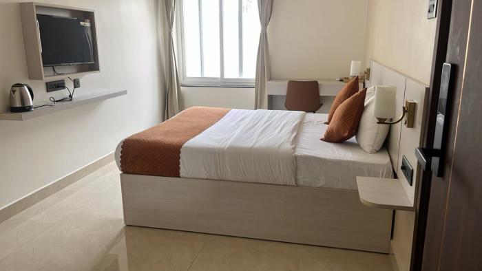 Ustay Hotels, Madhapur