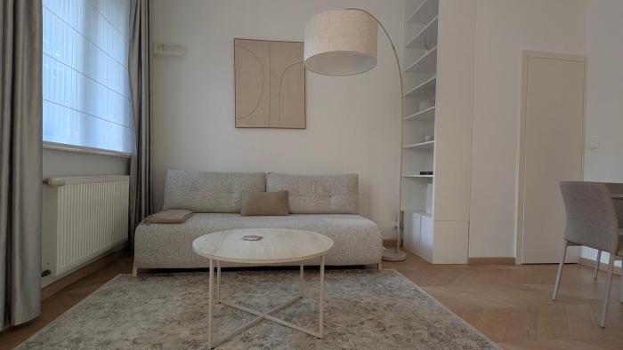 Boutique studio in Saska Kępa - PGE & Francuska